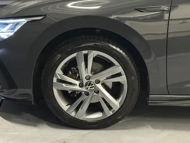 Volkswagen Golf view 9