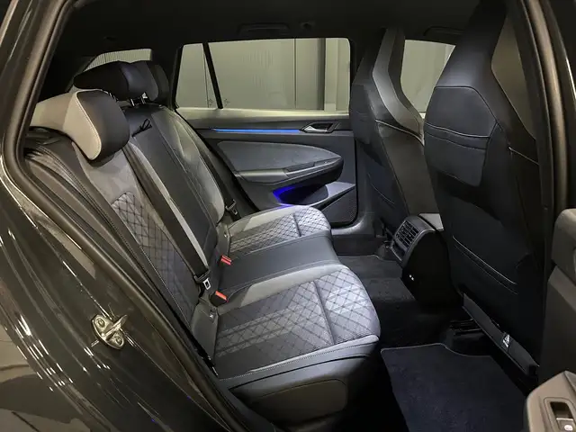 Volkswagen Golf view 26