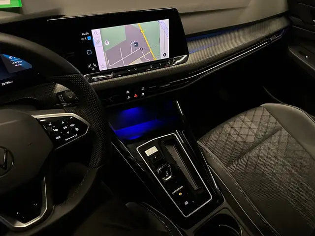 Volkswagen Golf view 19