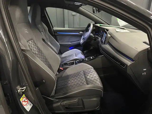 Volkswagen Golf view 10