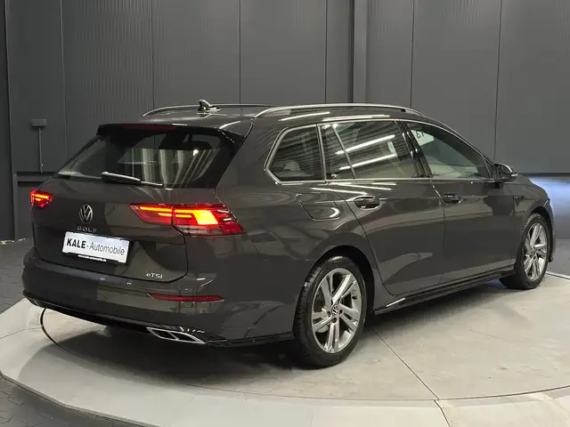 Volkswagen Golf view 5