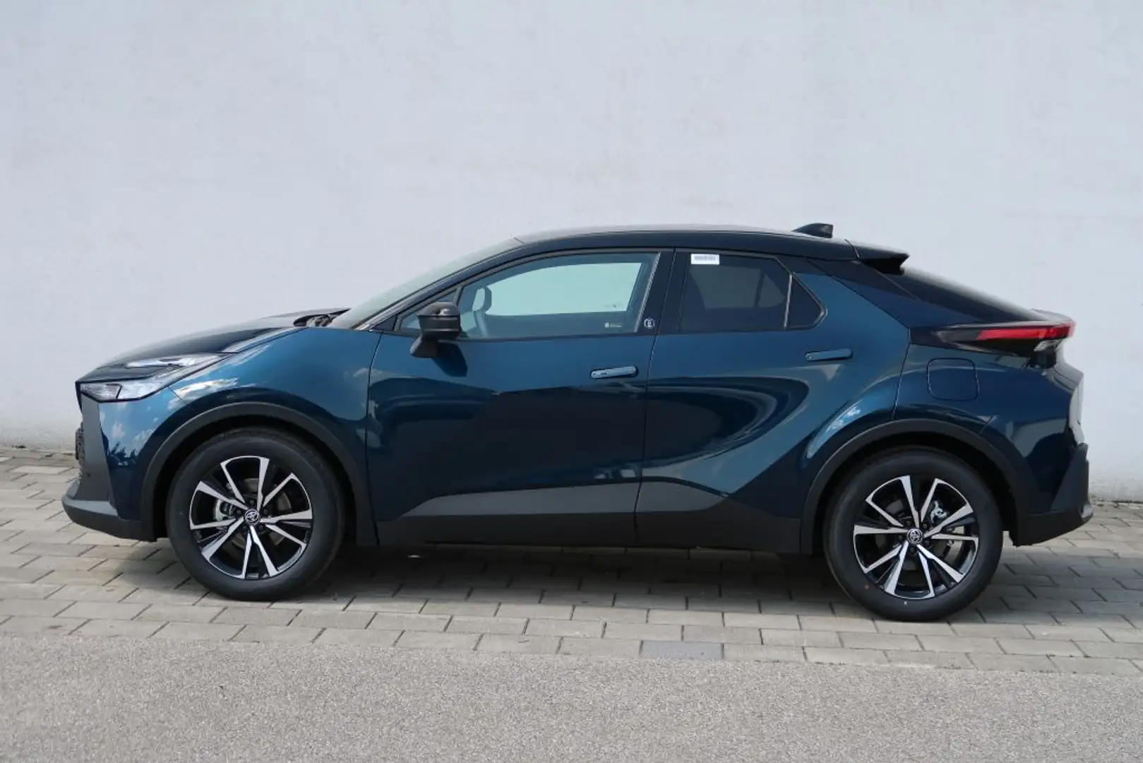Toyota C-HR 0% Finanzierung 359,- Team D Versicherungsflat 29 Groen - 2