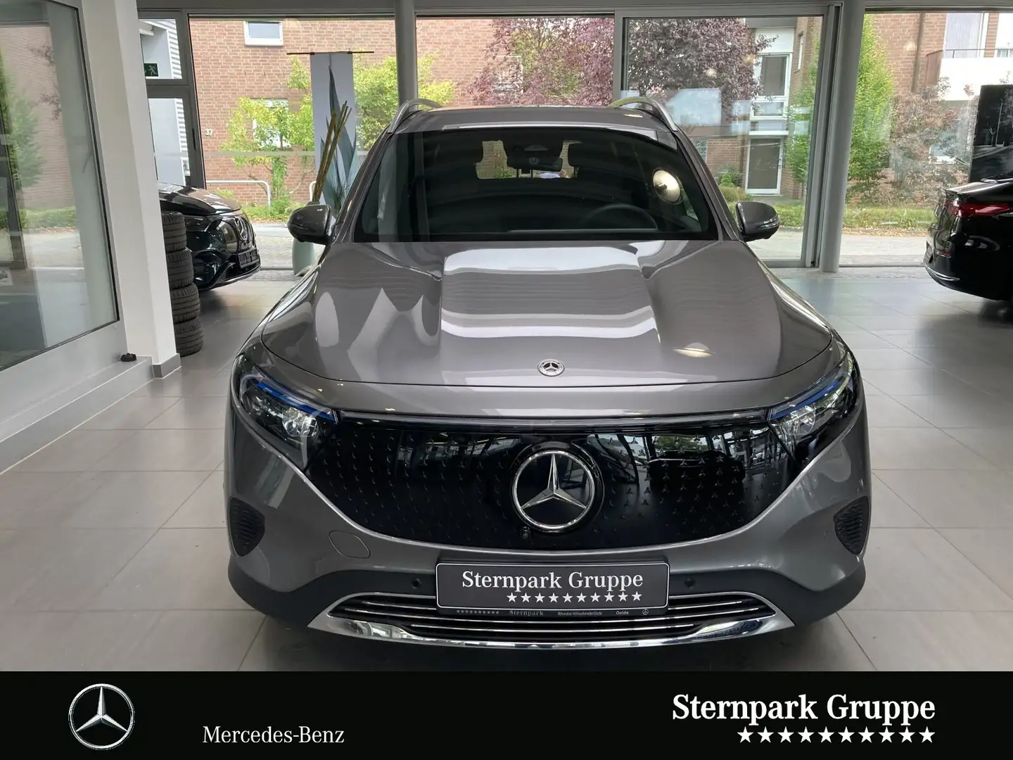 Mercedes-Benz EQB 350 EQB 350 4M Progressive Distro+Memory+360°Kam+LED Grau - 2