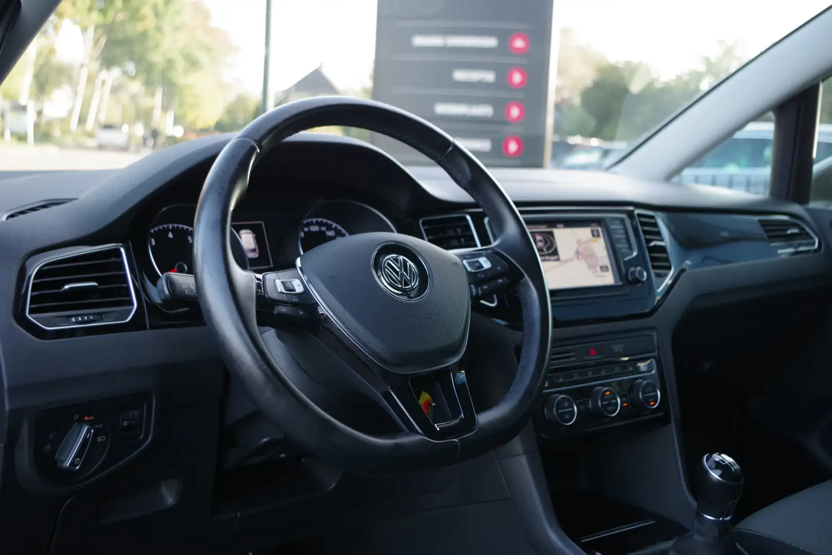 Volkswagen Golf Sportsvan 1.2 TSI 110 PK Connected Series, Climate Control, Gris - 2