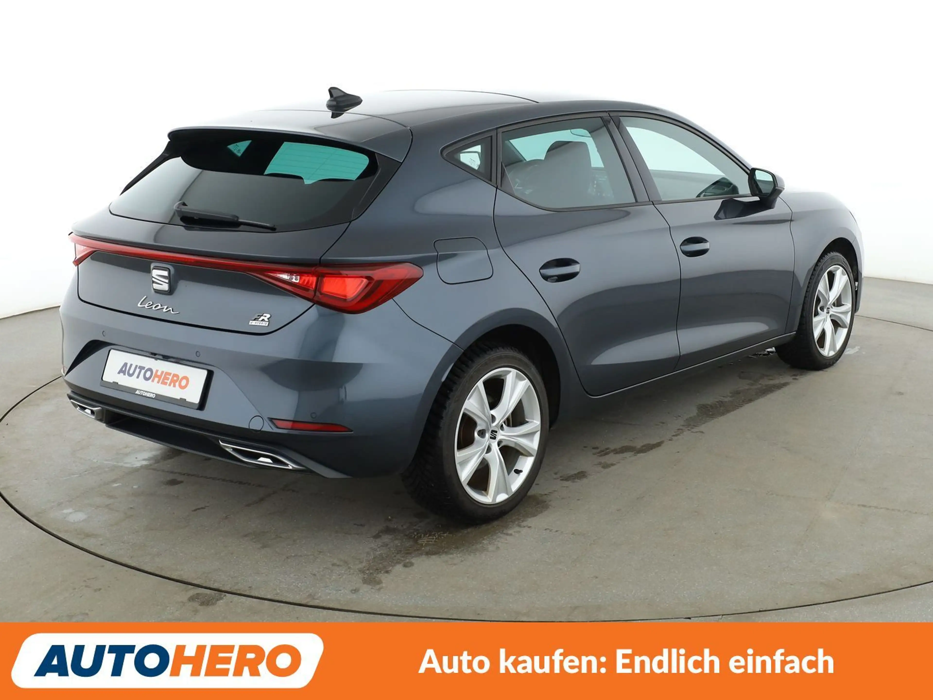 SEAT Leon e-Hybrid 1.4 TSI e-HYBRID FR Aut.*NAV*LED*ACC*CAM*PDC*SHZ* — photo 6