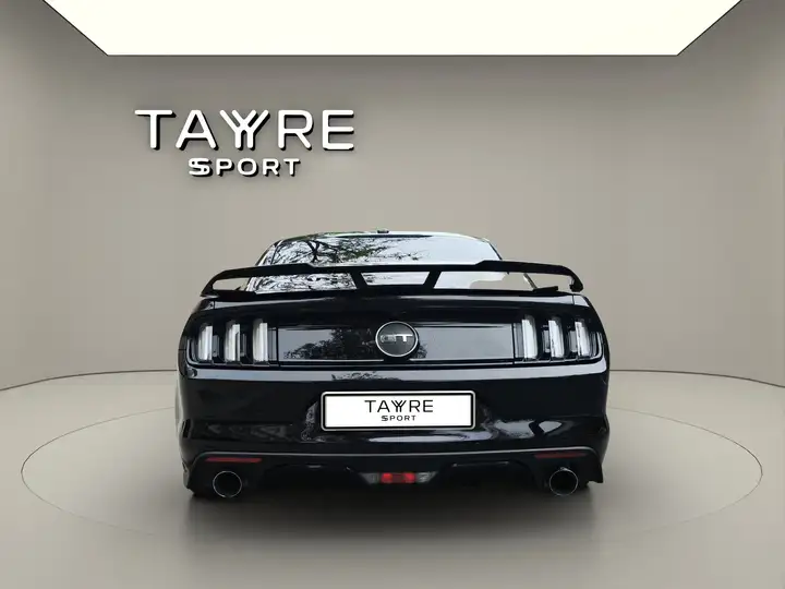 Ford Mustang Fastback 5.0 Ti-VCT GT 2017, foto 6