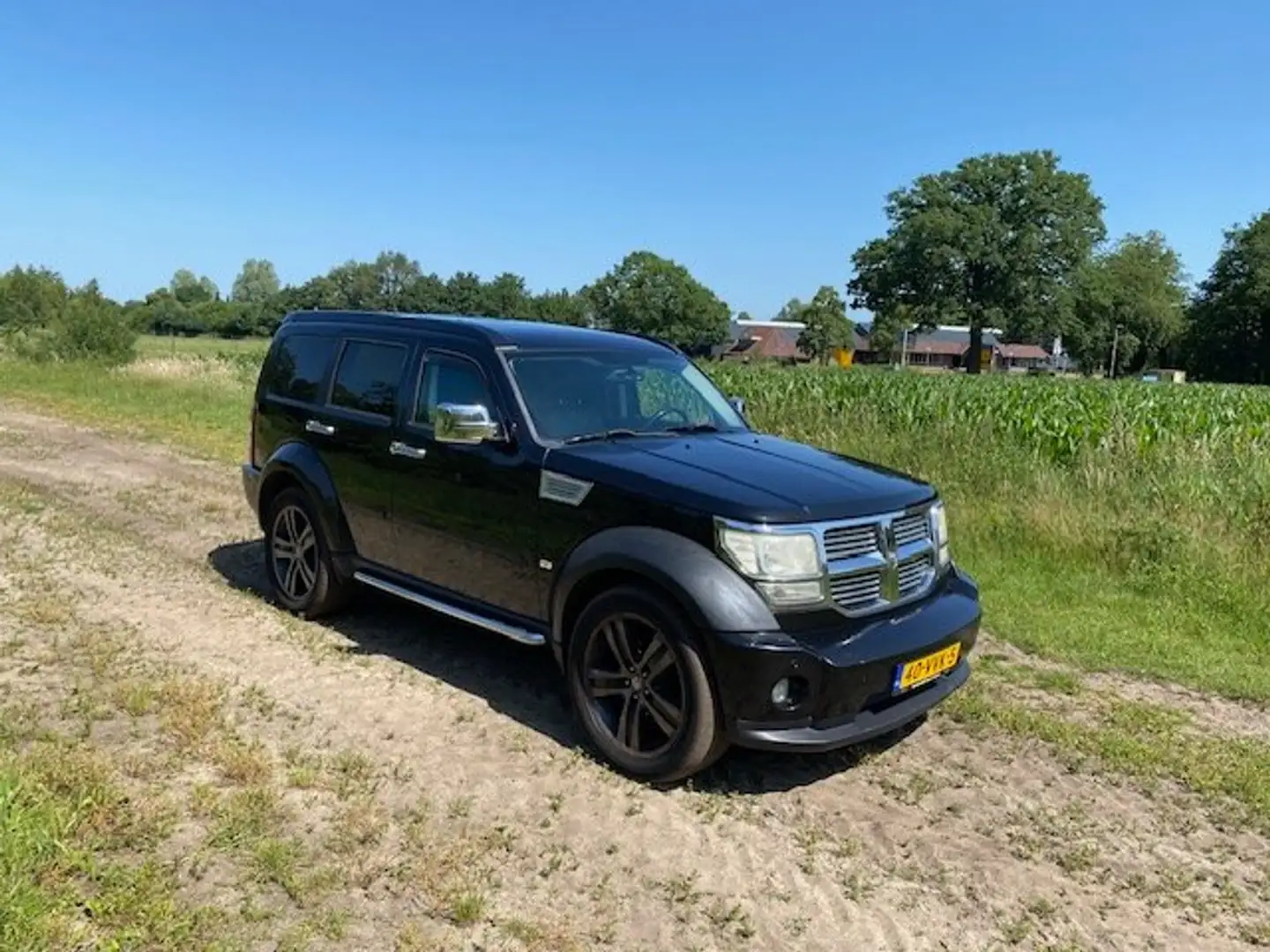 Dodge Nitro Challenger 2.8 CRD SXT Zwart - 1