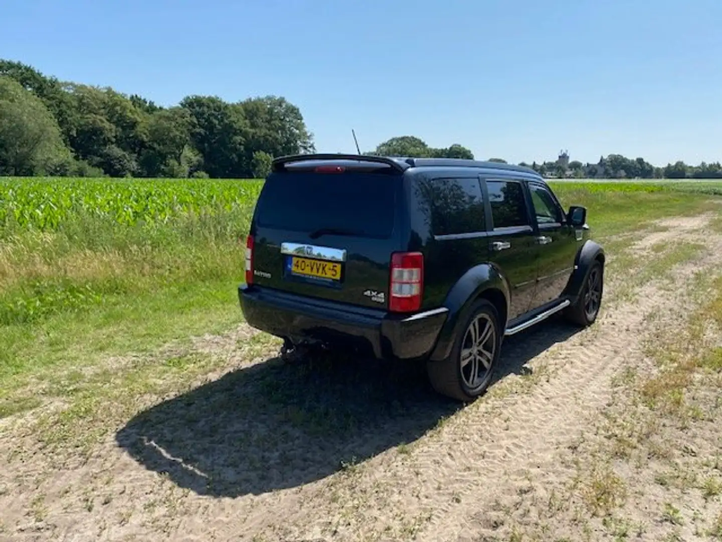 Dodge Nitro Challenger 2.8 CRD SXT Zwart - 2