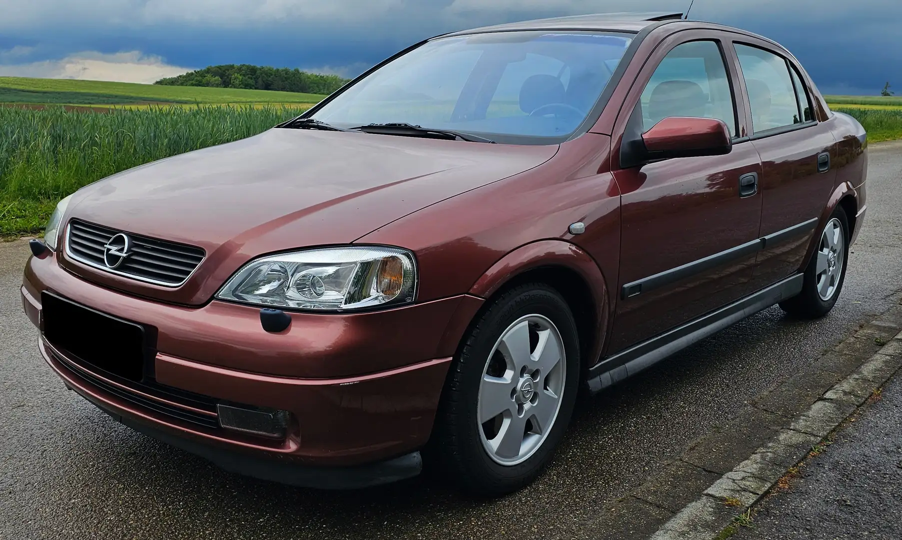 Opel Astra 2.2 Elegance/Vollleder/Schiebedach/Xenon/Klima Rot - 2
