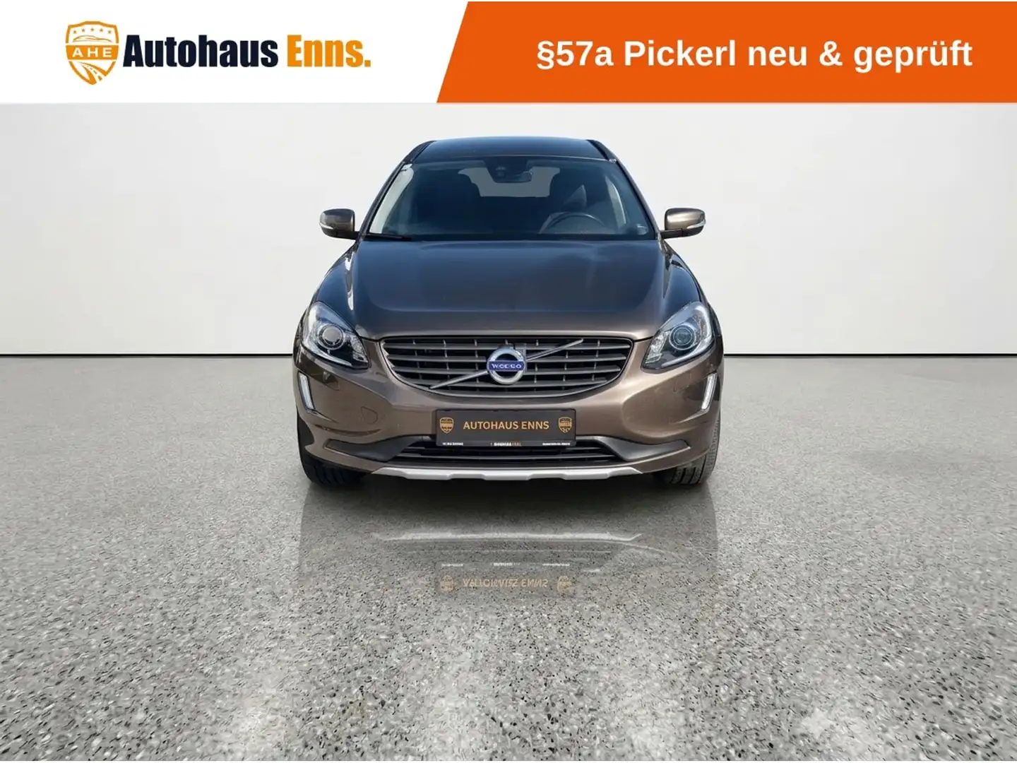 Volvo XC60 Automatik / Klima / Tempomat / Lichtsensor / Innenspiegel automatisch abblendend / MFL / Dieselmotor / 150 PS Leistung Braun - 2
