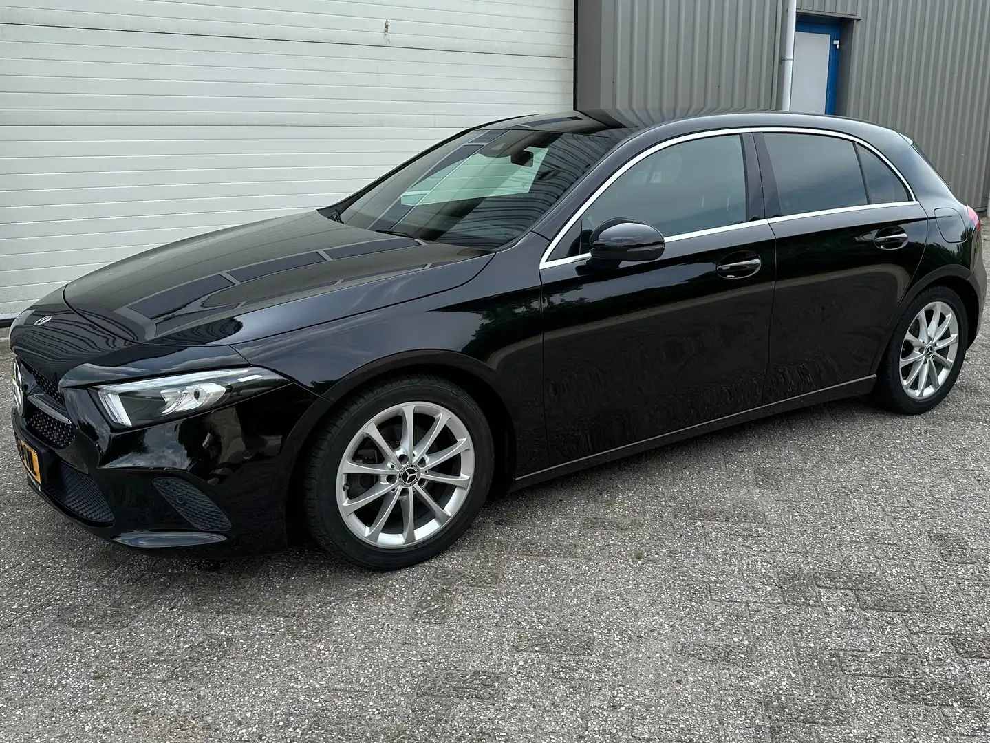 Mercedes-Benz A 180 180 d Business Sol *€1000,- EXTRA INRUIL!* Zwart - 1