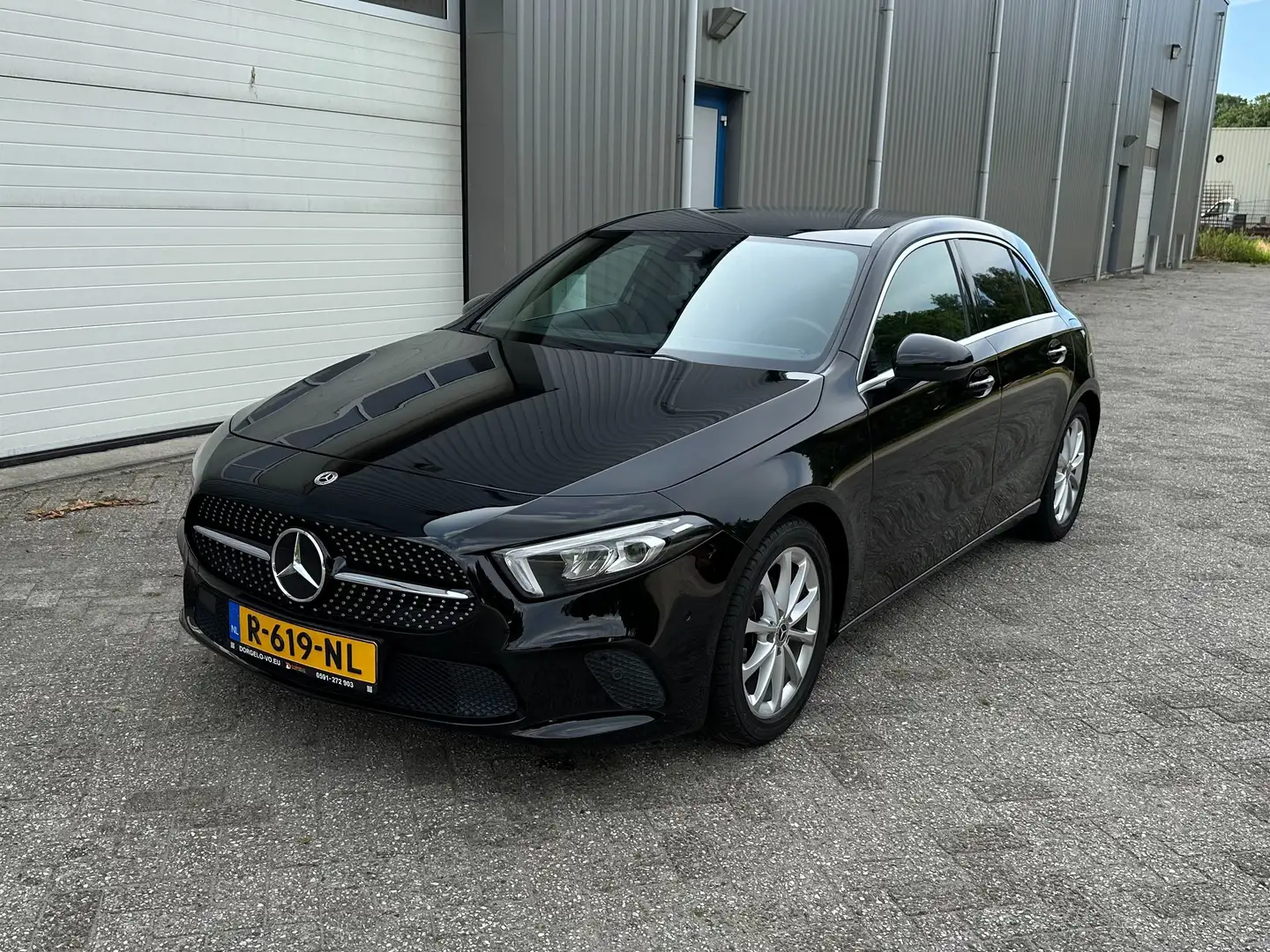 Mercedes-Benz A 180 180 d Business Sol *€1000,- EXTRA INRUIL!* Zwart - 2