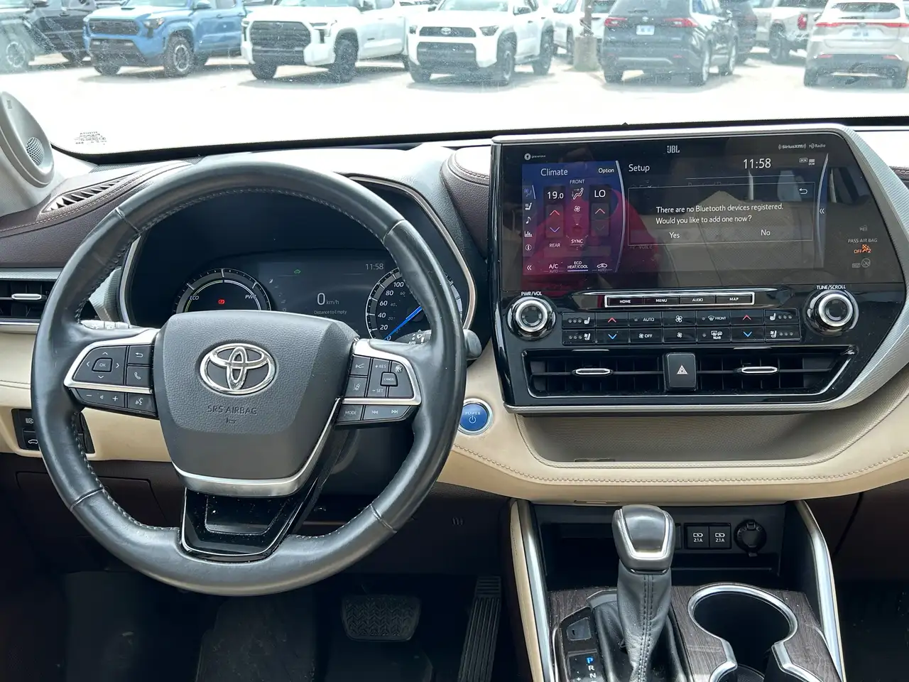 Toyota Highlander снимка Toyota Highlander