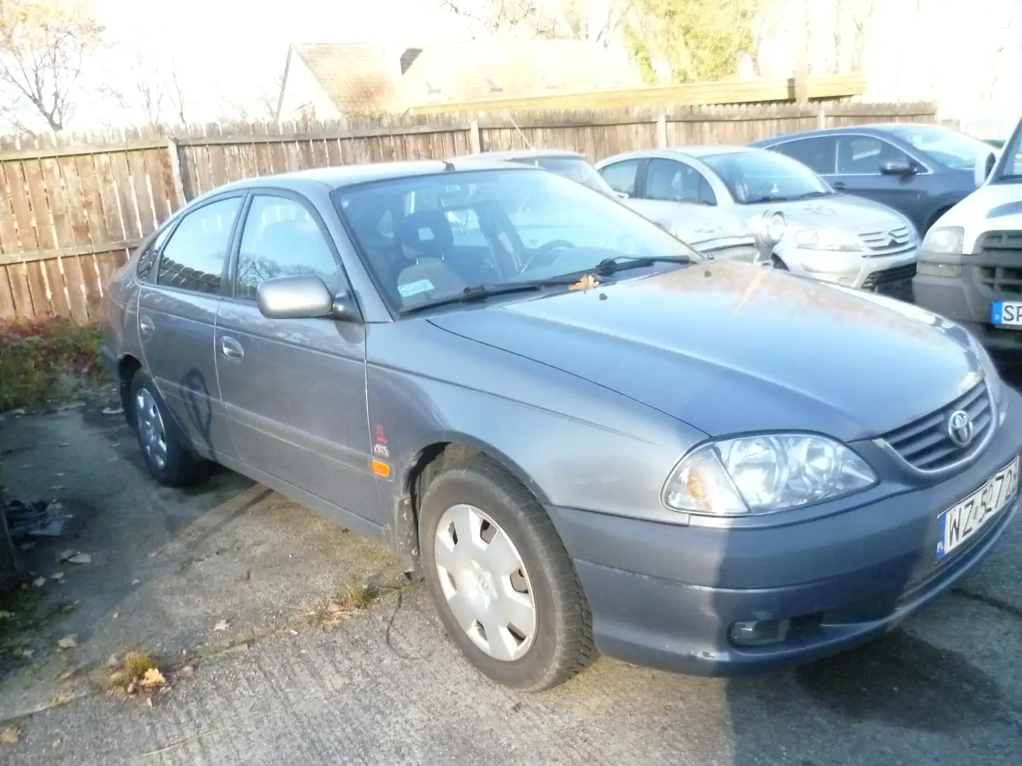 Toyota Avensis Avensis 2.0 linea sol - 2