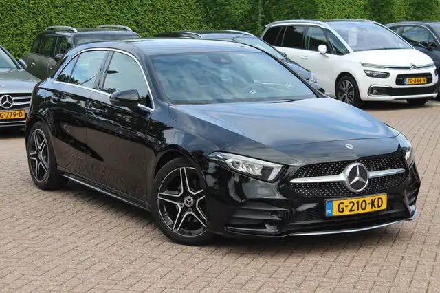 Mercedes-Benz A 180 Business Solution AMG / Camera / Navigatie / 18''