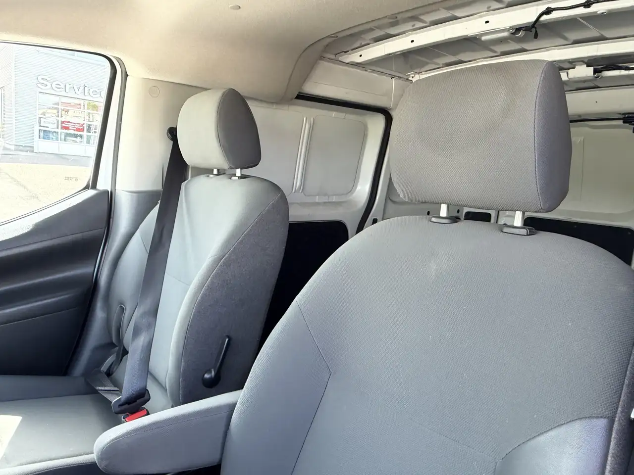 Nissan NV200 photo Nissan NV200