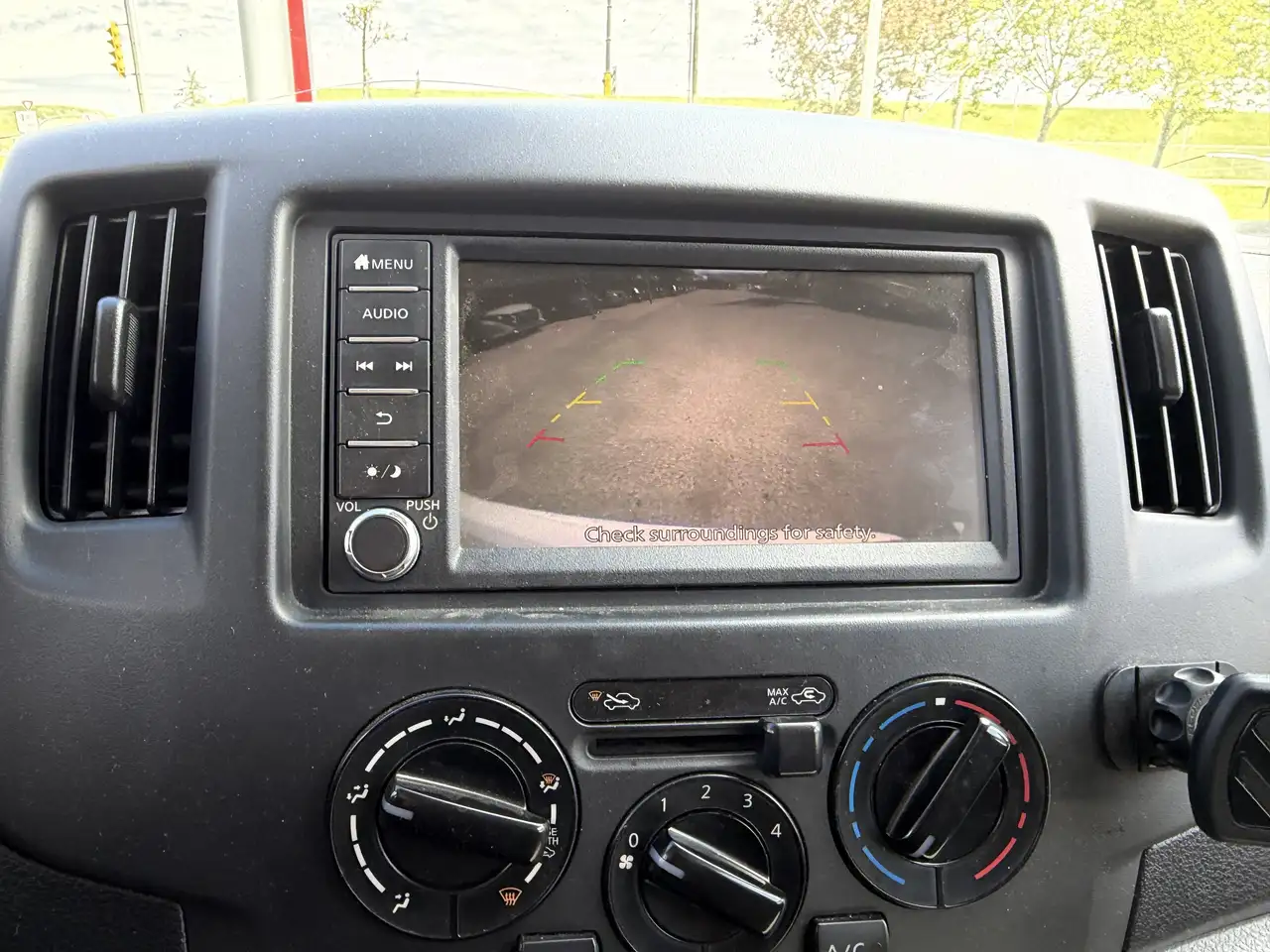 Nissan NV200 photo Nissan NV200