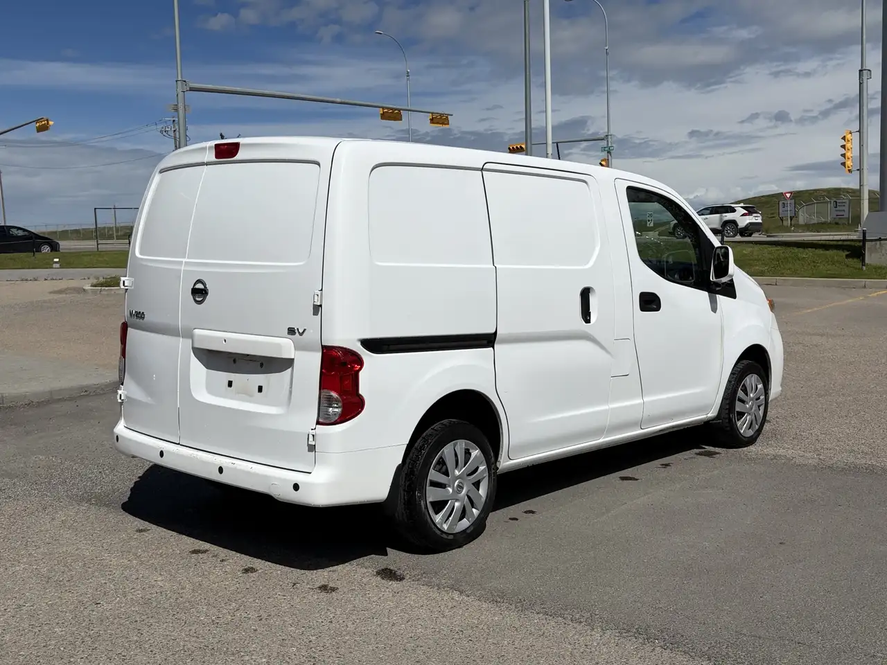 Nissan NV200 photo Nissan NV200