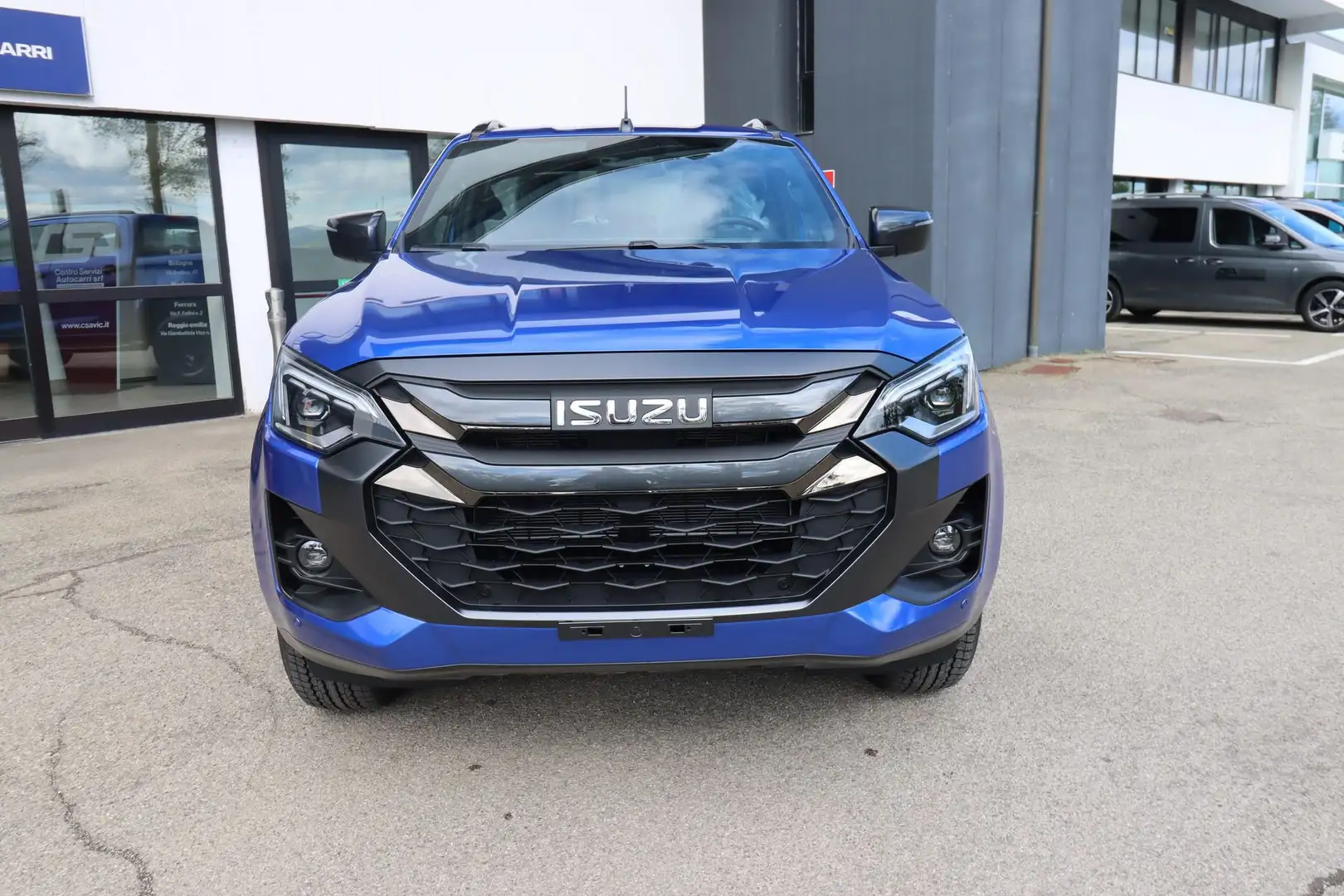 Isuzu PICK UP 1.9 crew N60 Nitro Sport 4x4 auto - 👊 Modrá - 2