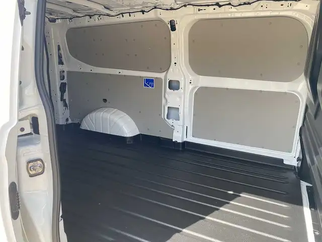 Ford Transit Custom view 5