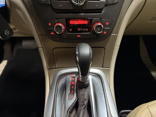 Opel Insignia view 10