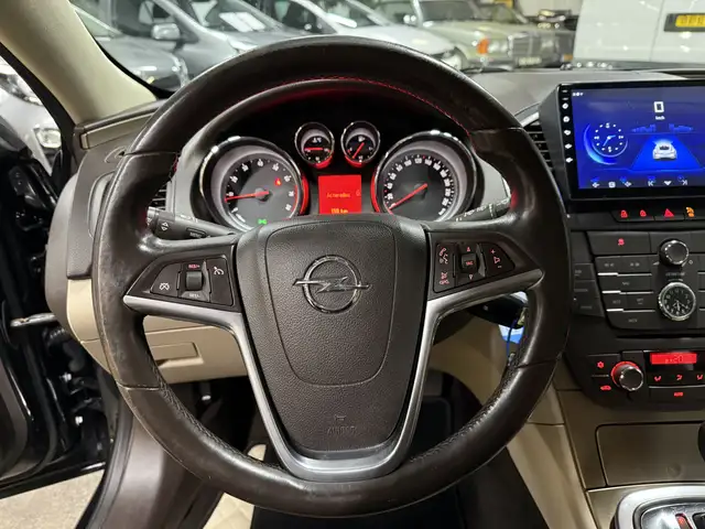 Opel Insignia view 11