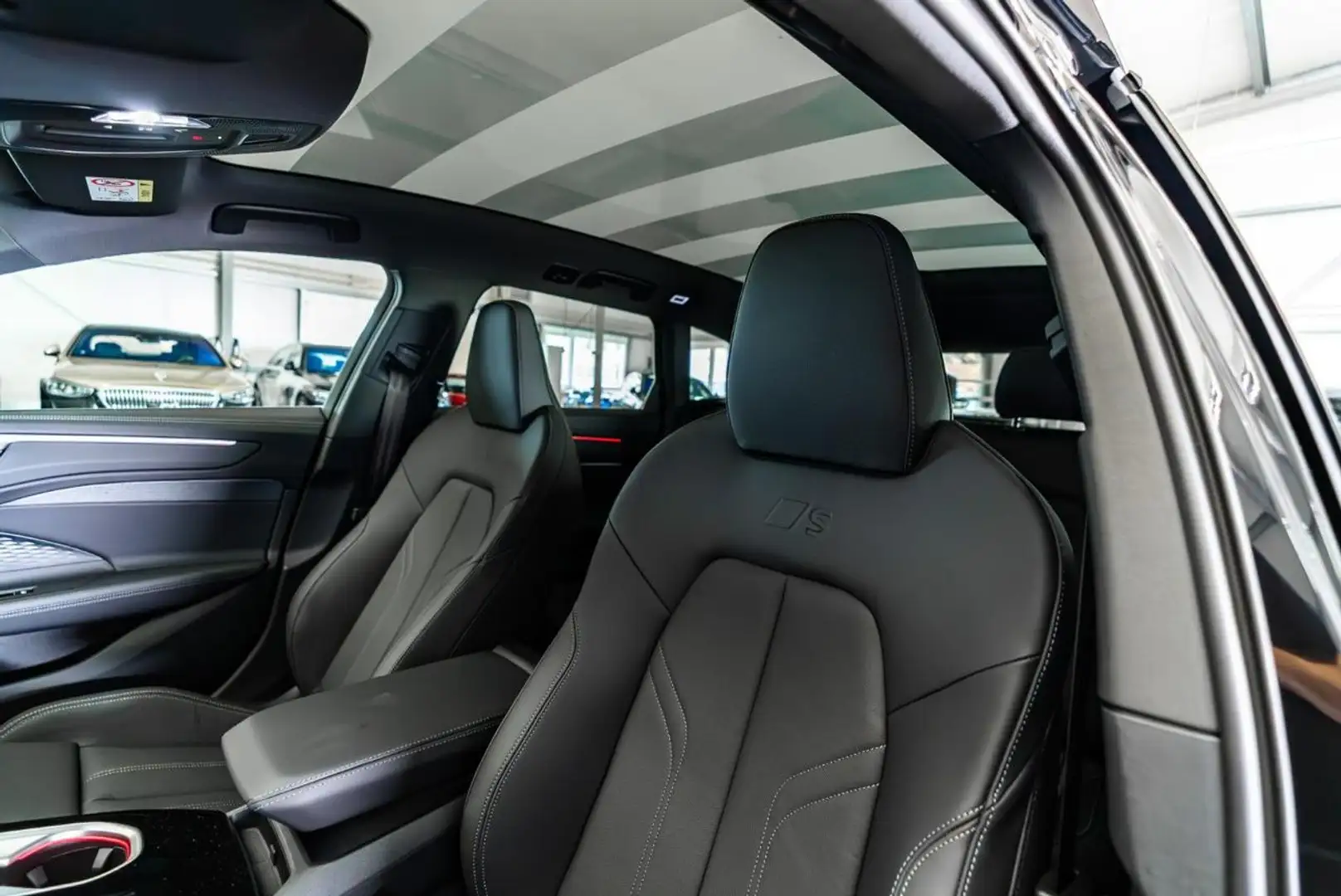 Audi A6 Avant 40 2.0 TDI S tronic S line Edition One! Nero - 2