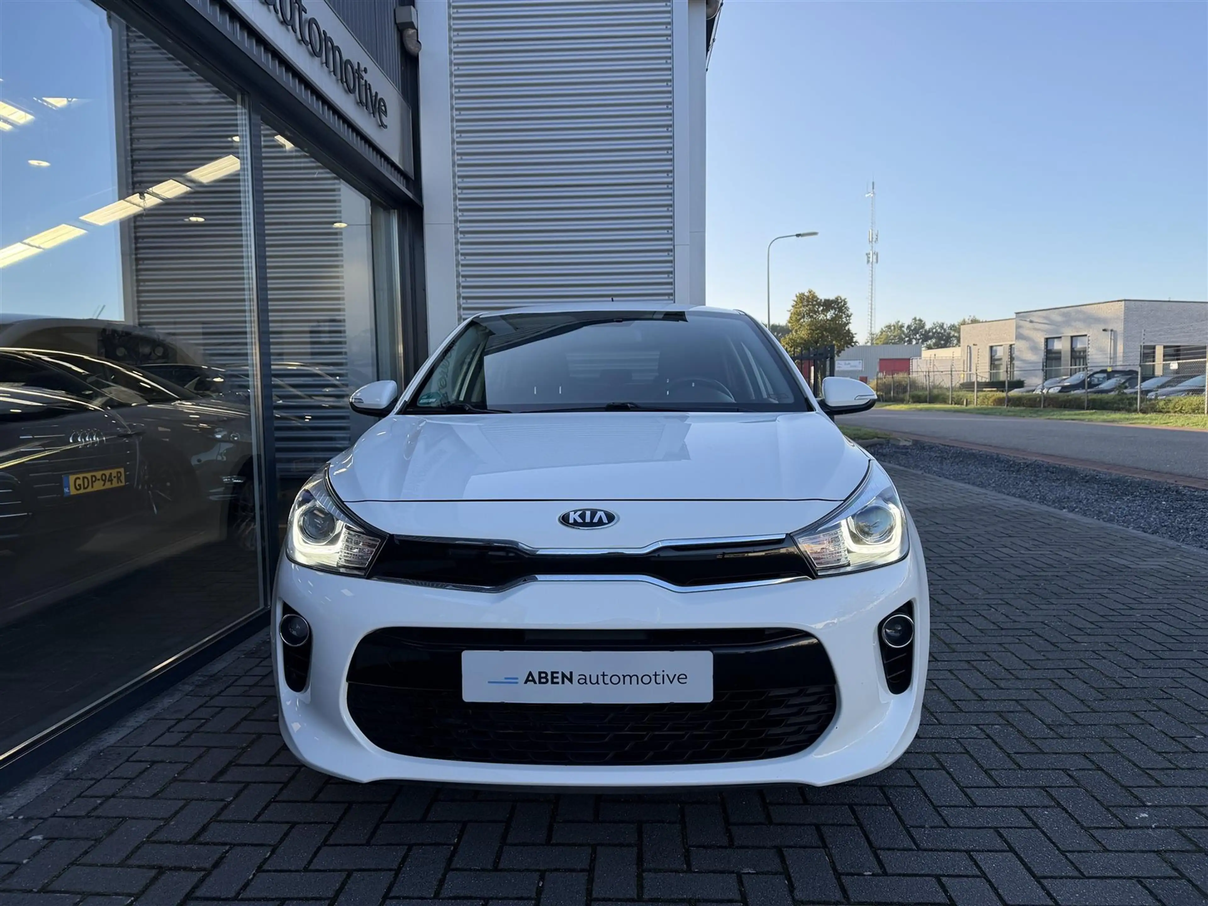 Kia Rio 1.2 cvvt 84PK Dream Team Edition (CARPLAY|WINTER P — photo 4