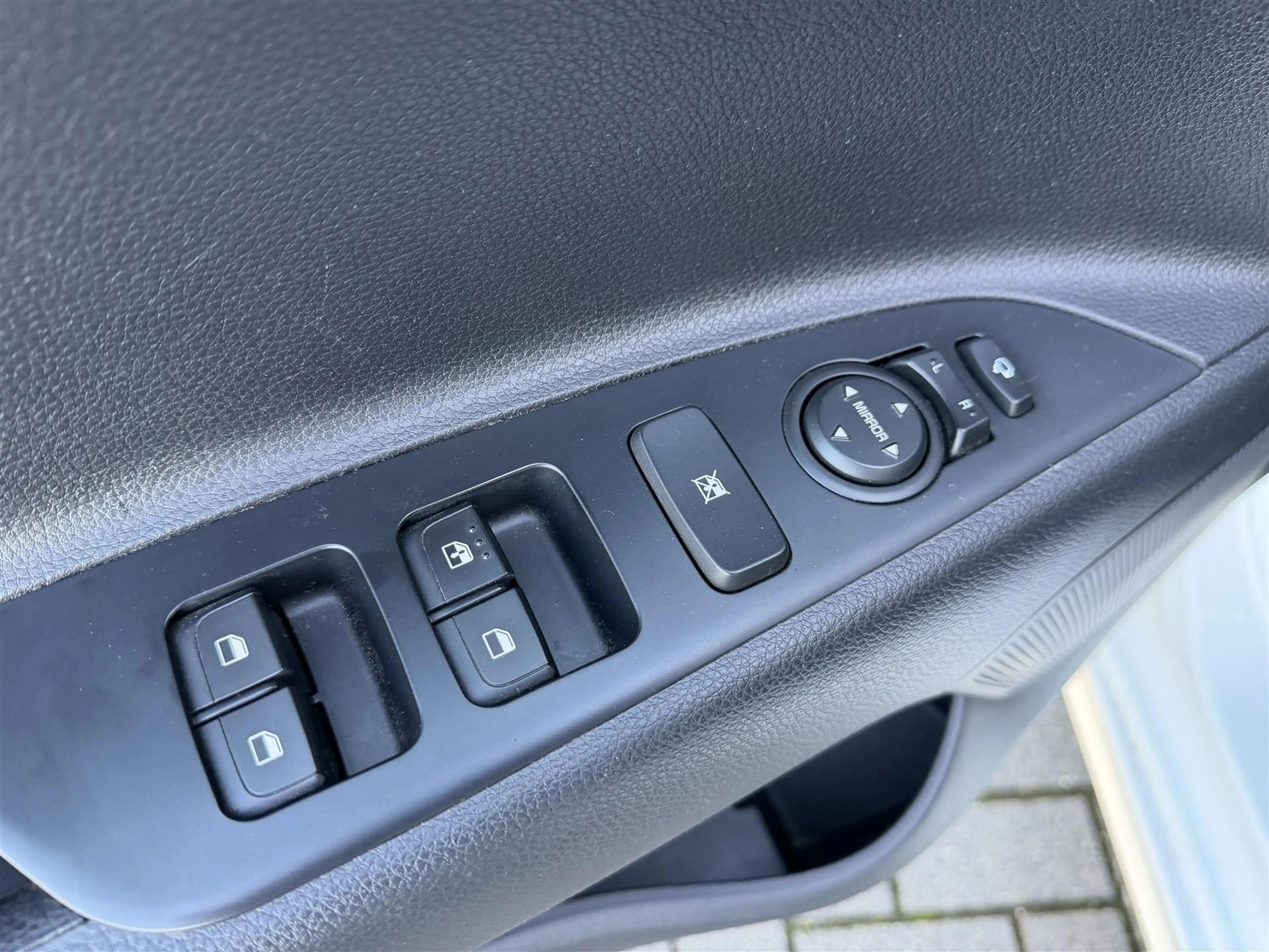 Kia Rio 1.2 cvvt 84PK Dream Team Edition (CARPLAY|WINTER P — photo 22