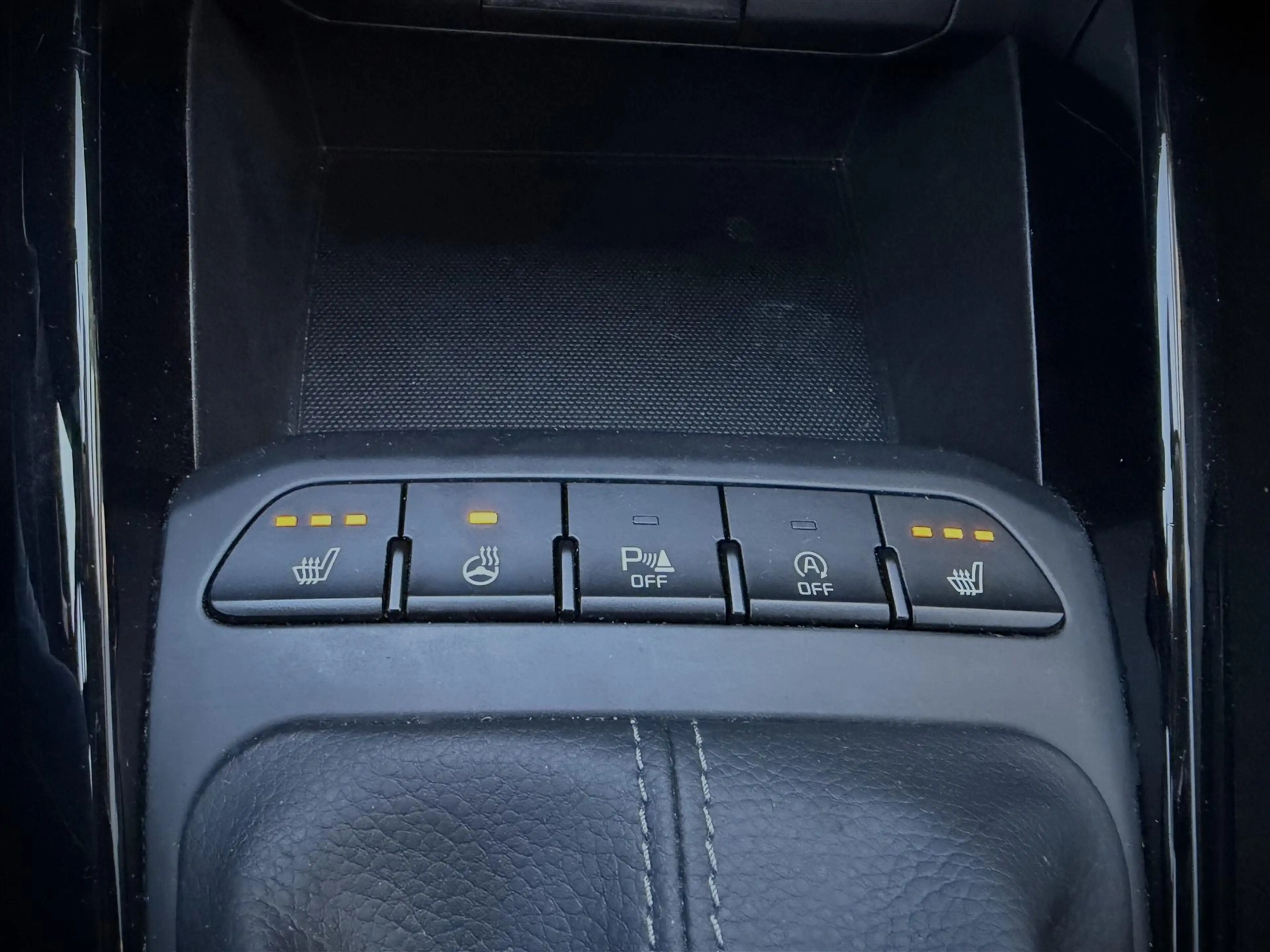 Kia Rio 1.2 cvvt 84PK Dream Team Edition (CARPLAY|WINTER P — photo 14