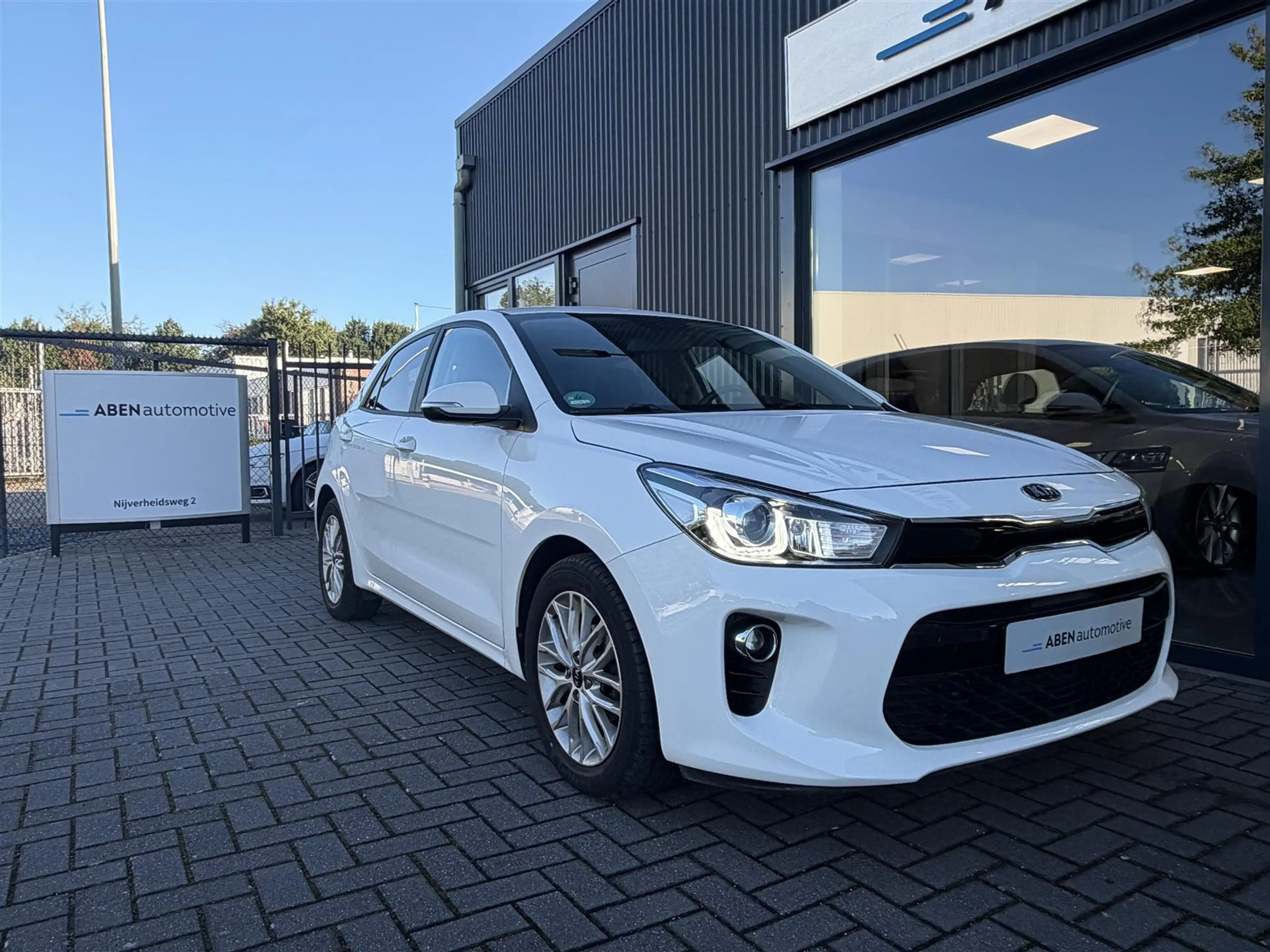 Kia Rio 1.2 cvvt 84PK Dream Team Edition (CARPLAY|WINTER P — photo 31