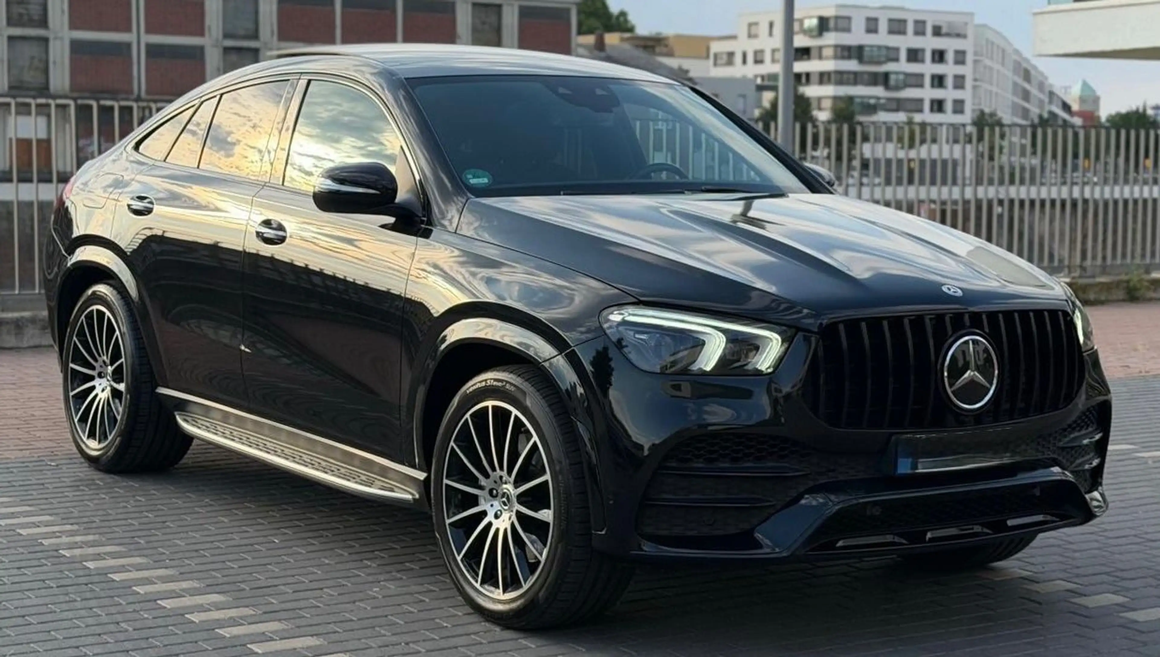 Mercedes-Benz GLE 400 COUPÉ AMG PANO/HUD/CARBON/3xDISPLAY/360°