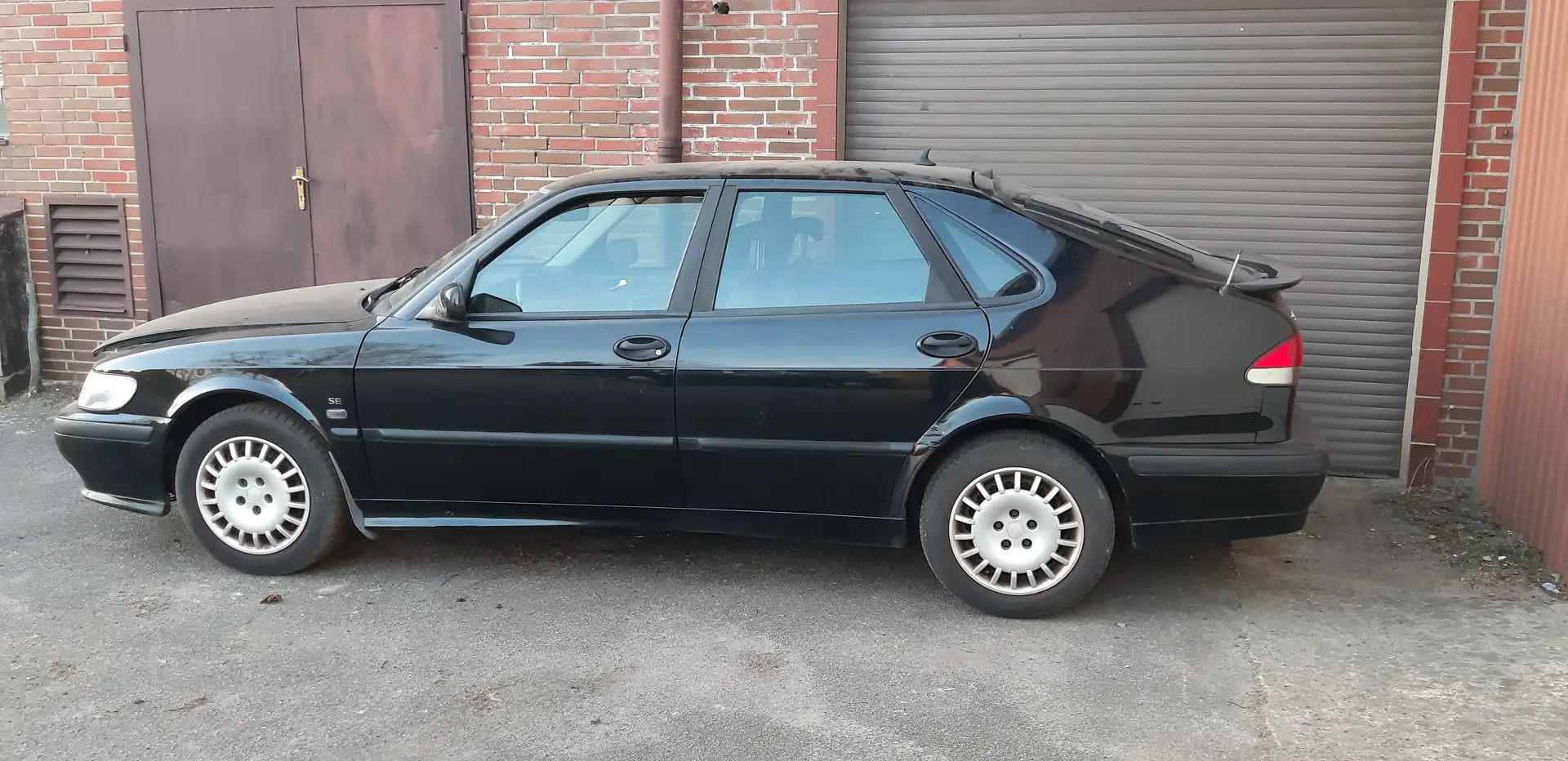 Saab 9-3 9-3 2.2 TiD SE Anniversary Černá - 1