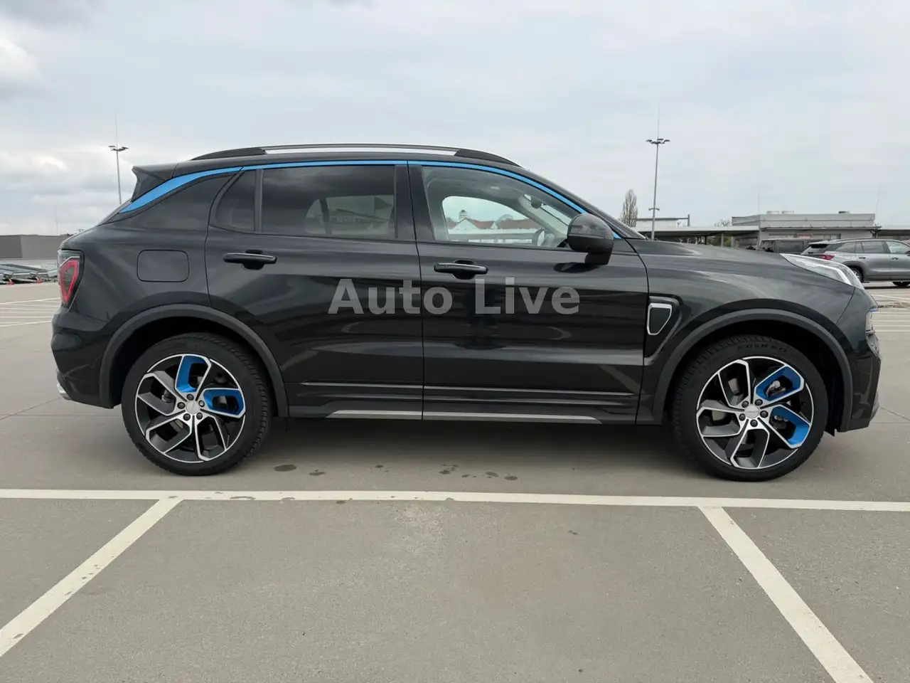 Lynk & Co 01 1.5 eHybrid*PHEV*PANO*VIRTUAL*NAVI*LED*360° 6