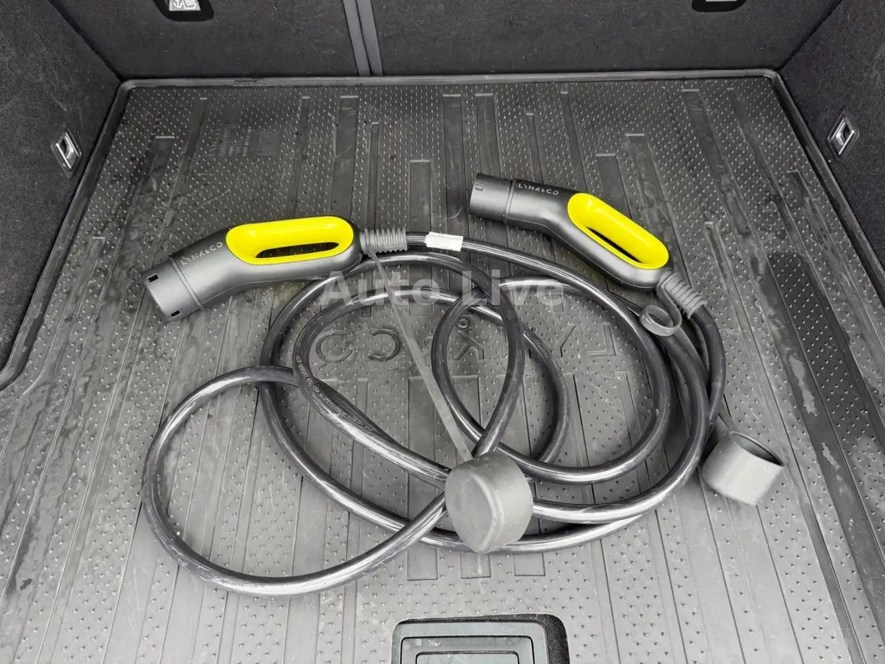 Lynk & Co 01 1.5 eHybrid*PHEV*PANO*VIRTUAL*NAVI*LED*360° 30