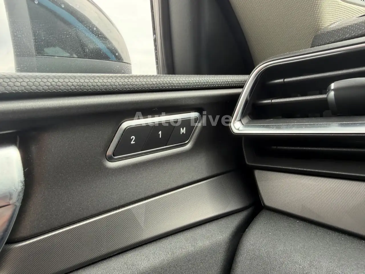 Lynk & Co 01 1.5 eHybrid*PHEV*PANO*VIRTUAL*NAVI*LED*360° 16
