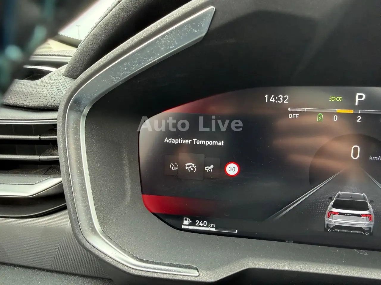 Lynk & Co 01 1.5 eHybrid*PHEV*PANO*VIRTUAL*NAVI*LED*360° 27