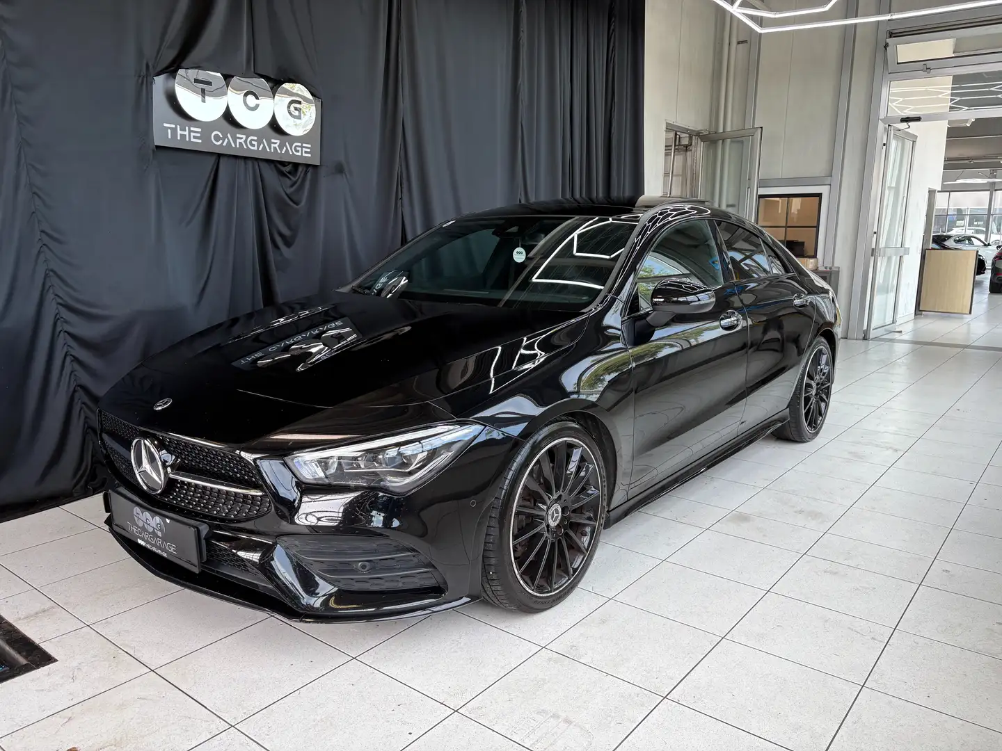 Mercedes-Benz CLA 200 Verkauft! Schwarz - 1