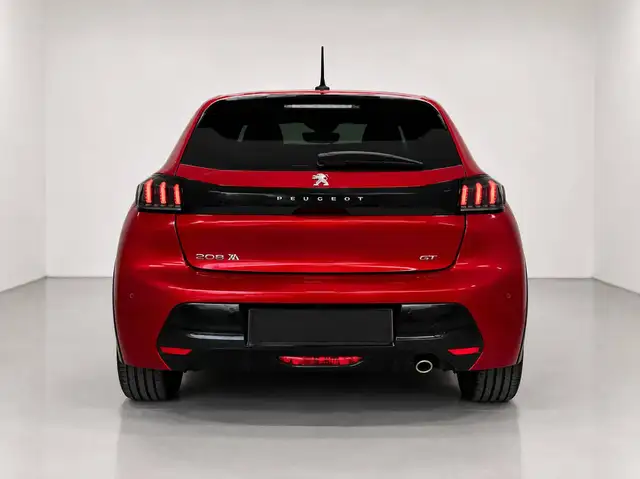 Peugeot 208 view 6