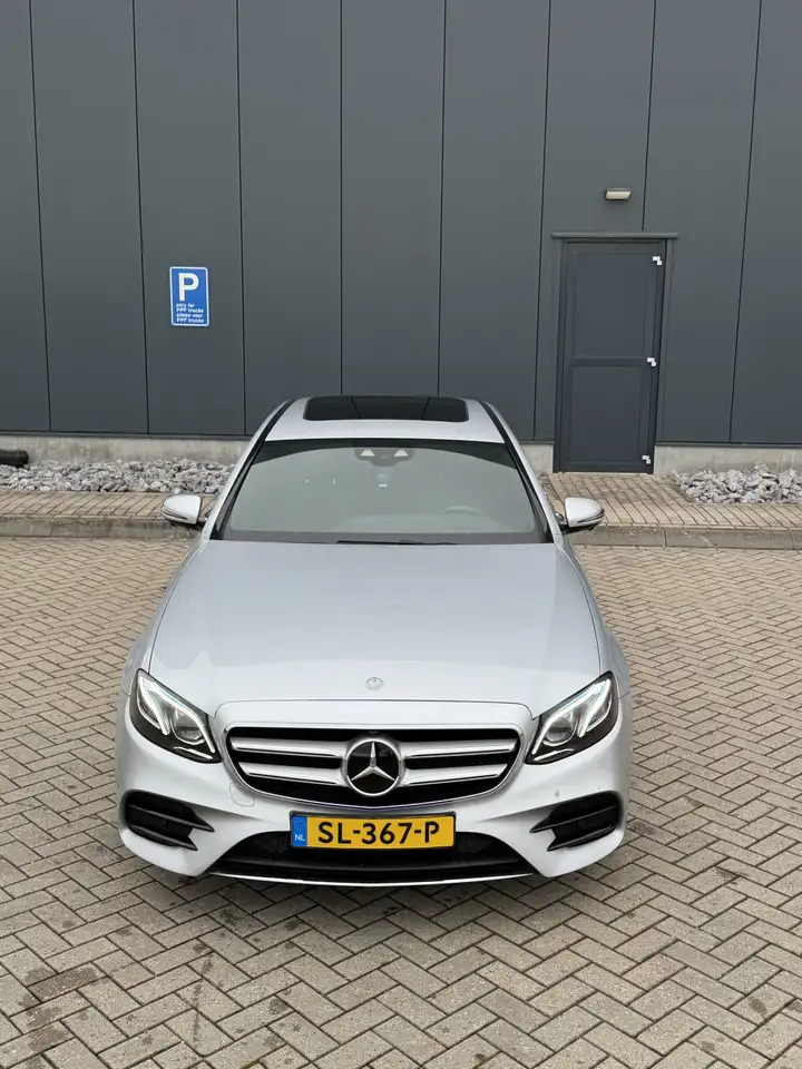 Mercedes-Benz E 200