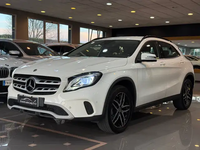 Mercedes-Benz GLA 200 d Sport auto AUTO !!