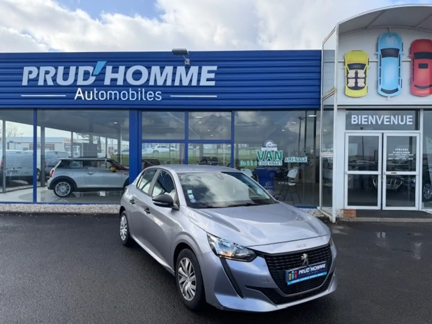 Peugeot 208 1.2 PURETECH 75CH S\u0026S PREMIUM Gris - 1