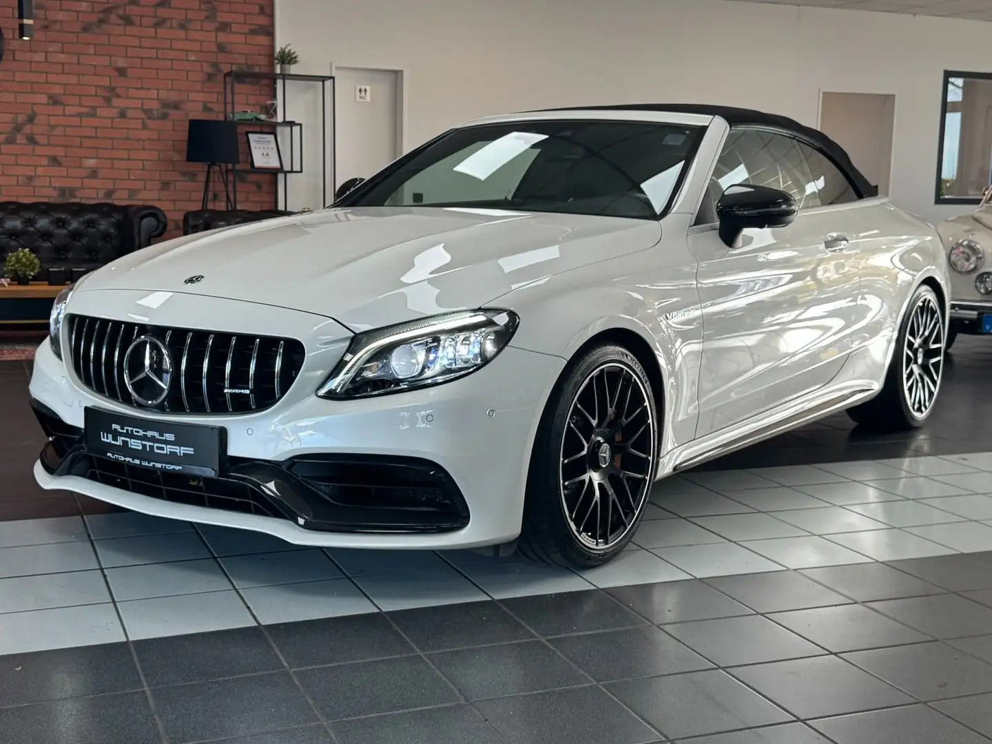Mercedes-Benz C 63 AMG S Cabrio HuD/BURMESTER/CARBON/LED/CAM/ Weiß - 1