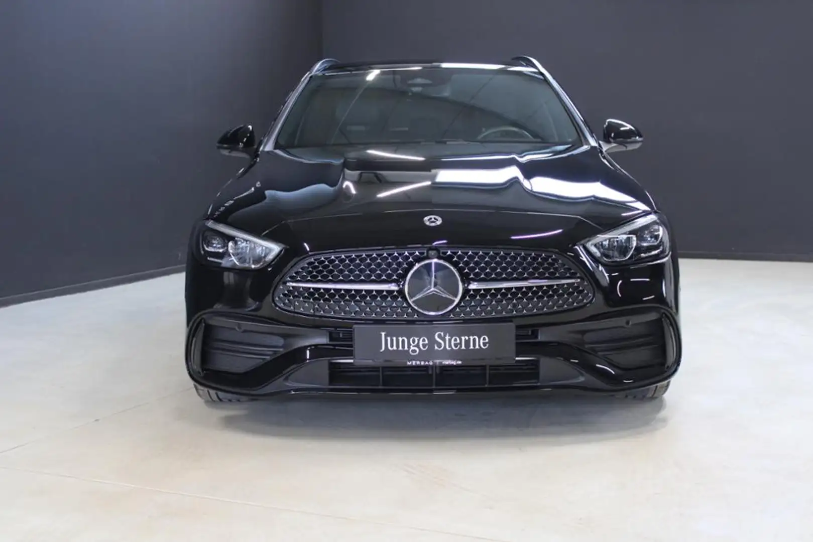 Mercedes-Benz C 200 T d *AMG Night Pano AHK 19" Memory Akustik Noir - 2