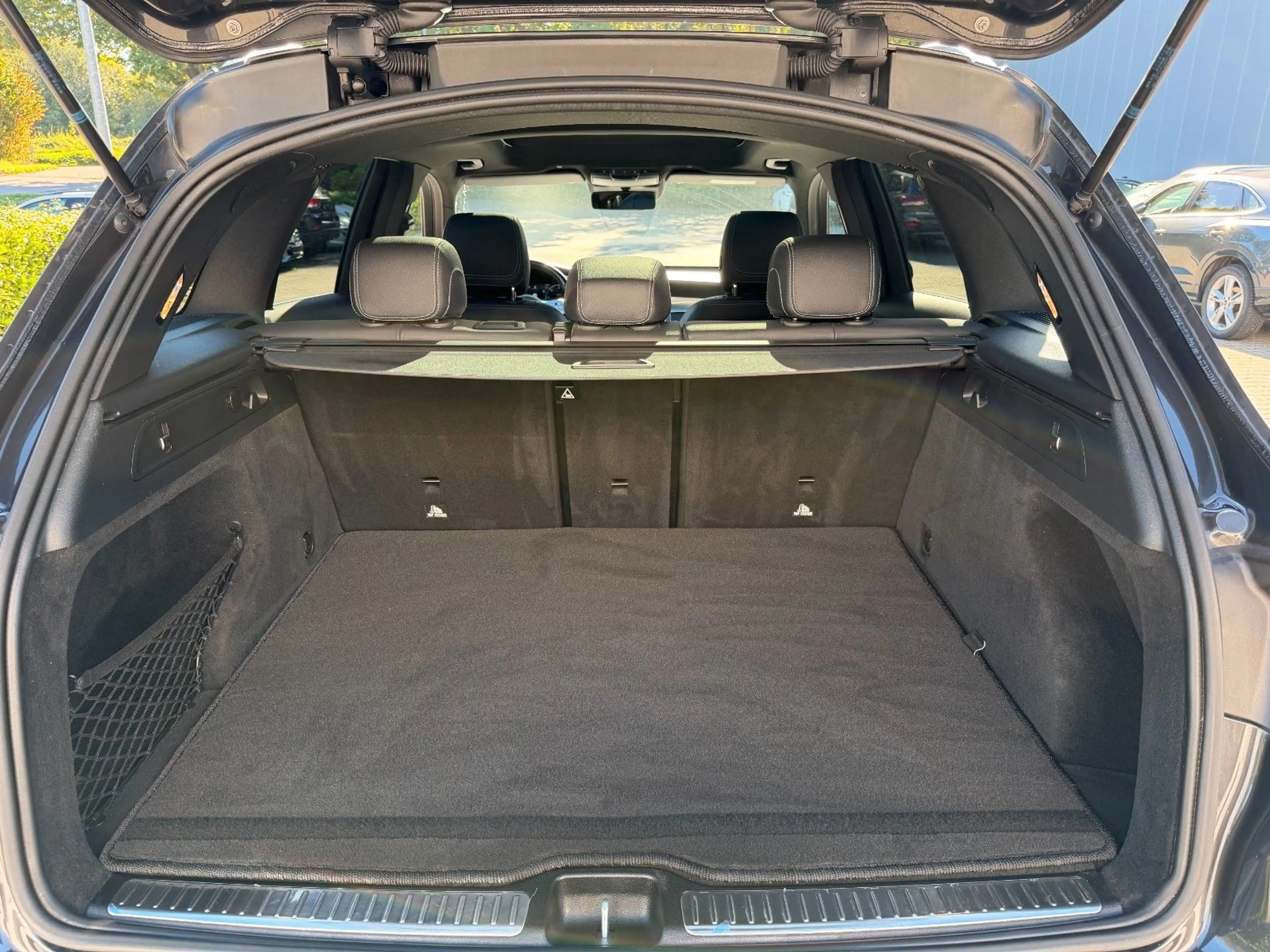 Mercedes-Benz GLC 300 d Amg*4Matic*Garantie*MB Service*360° — photo 14