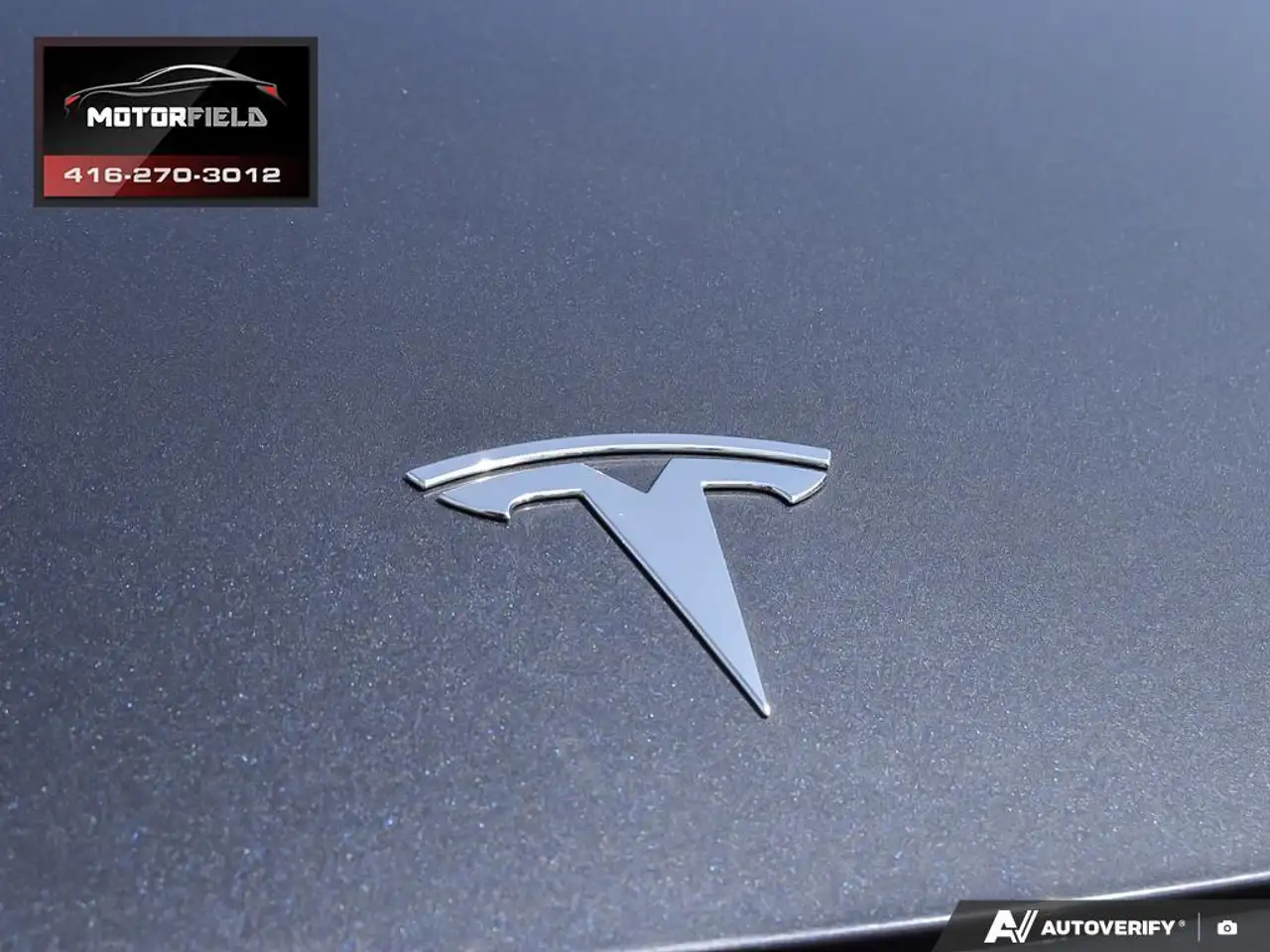 Tesla Model 3 снимка Tesla Model 3