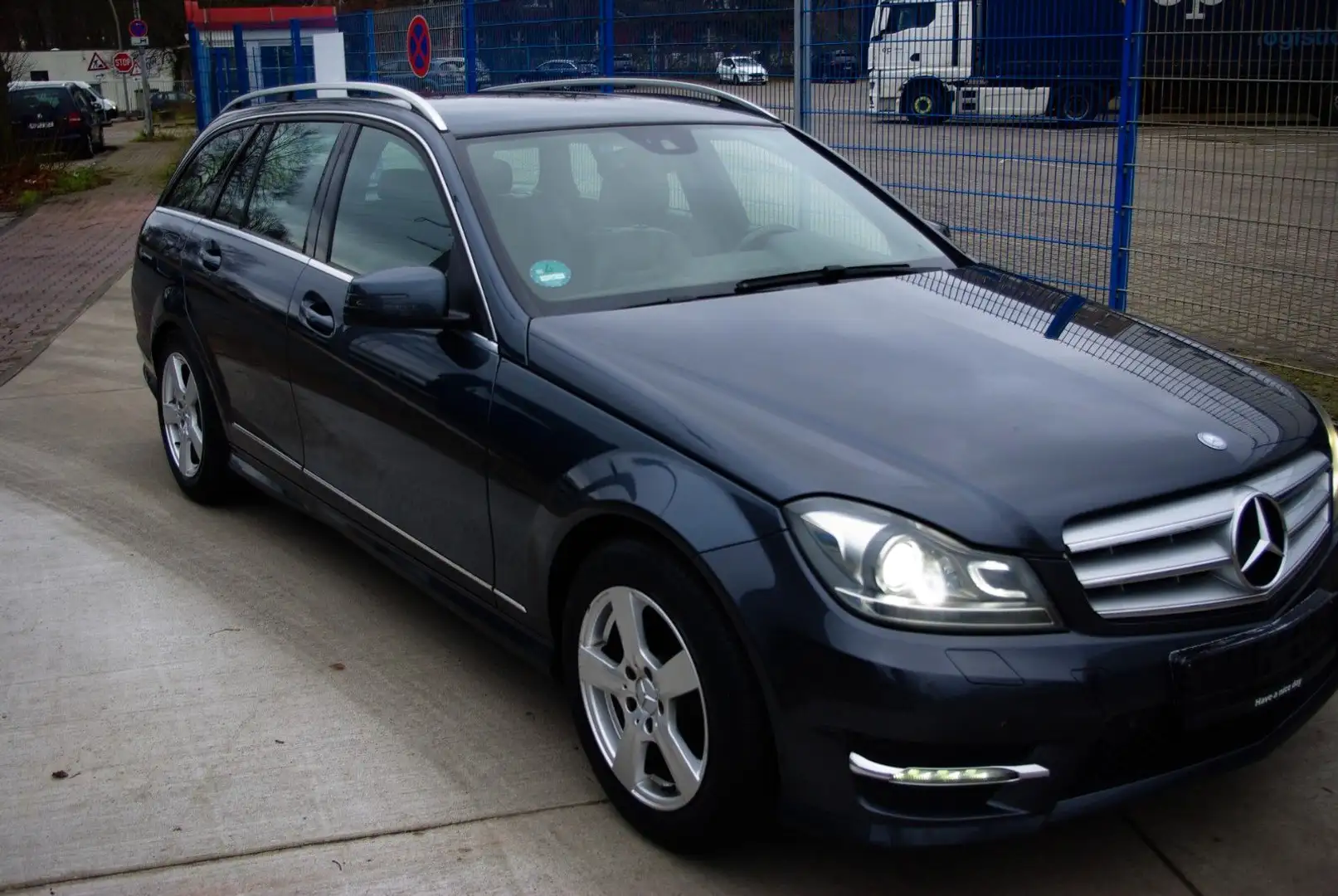 Mercedes-Benz C 250 C -Klasse T-Modell BlueEfficiency Grau - 2