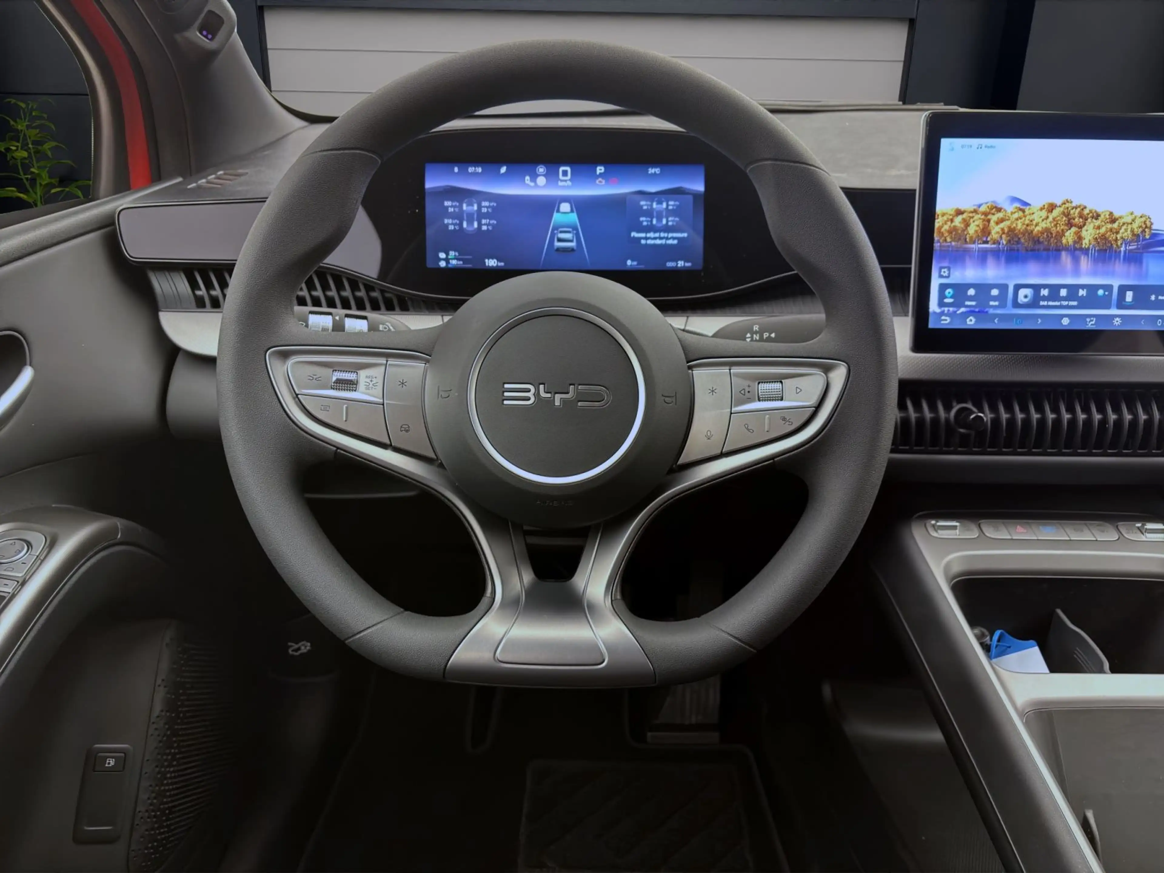 BYD Dolphin G DM-i ACTIVE LED LM16 KLIMA NAVI PDC — photo 12