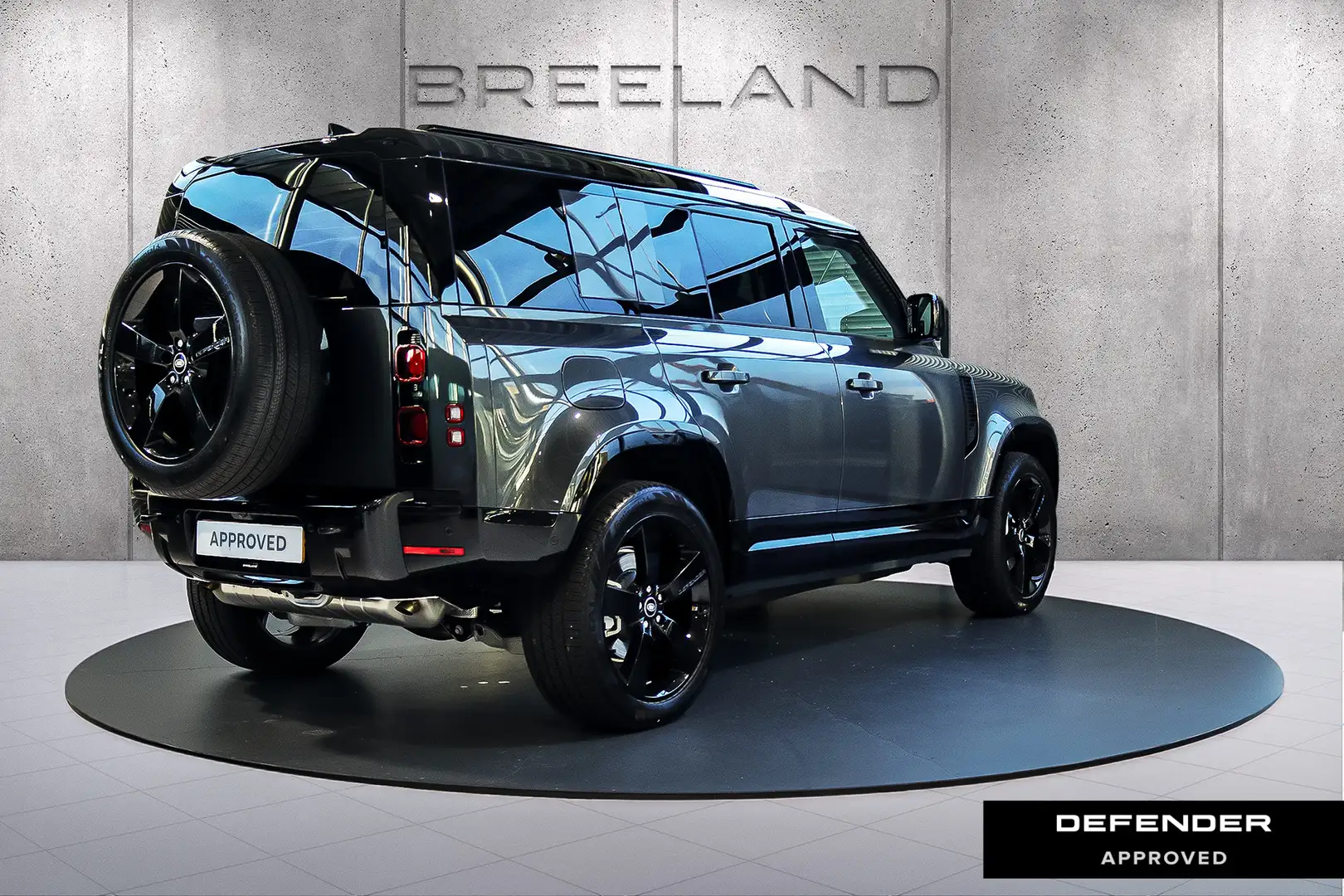 Land Rover Defender P300e 110 X-Dynamic HSE | NP: € 115.474 | 22" | To Grijs - 2