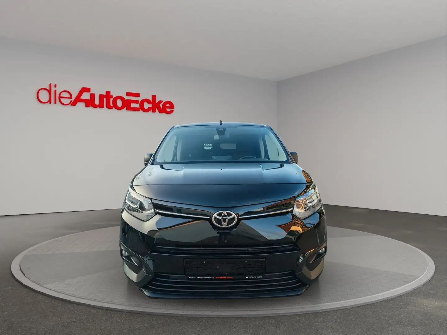 Toyota Proace City 1.5 D-4D L1 Meister Zwart - 2